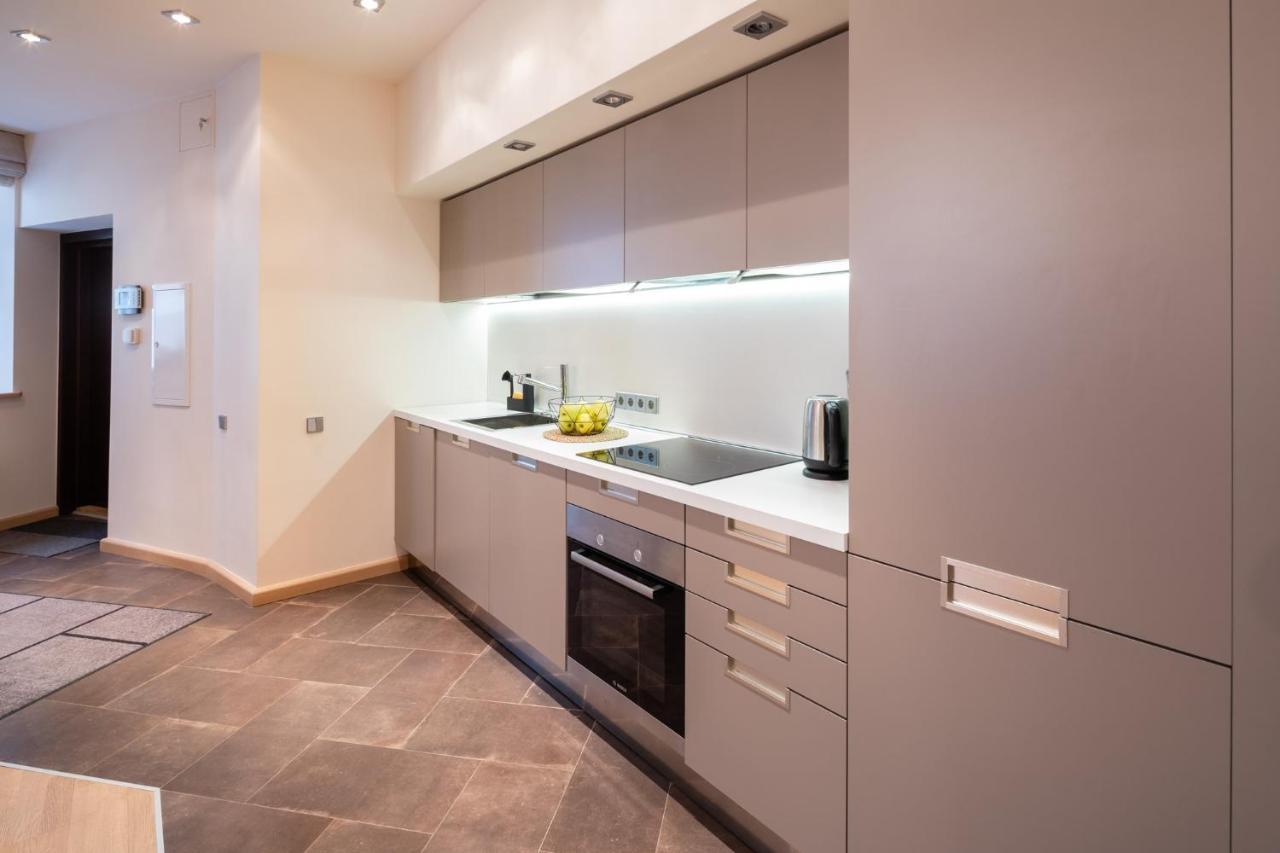 Old Riga Two Bedroom Apartment With 2 Bathrooms المظهر الخارجي الصورة