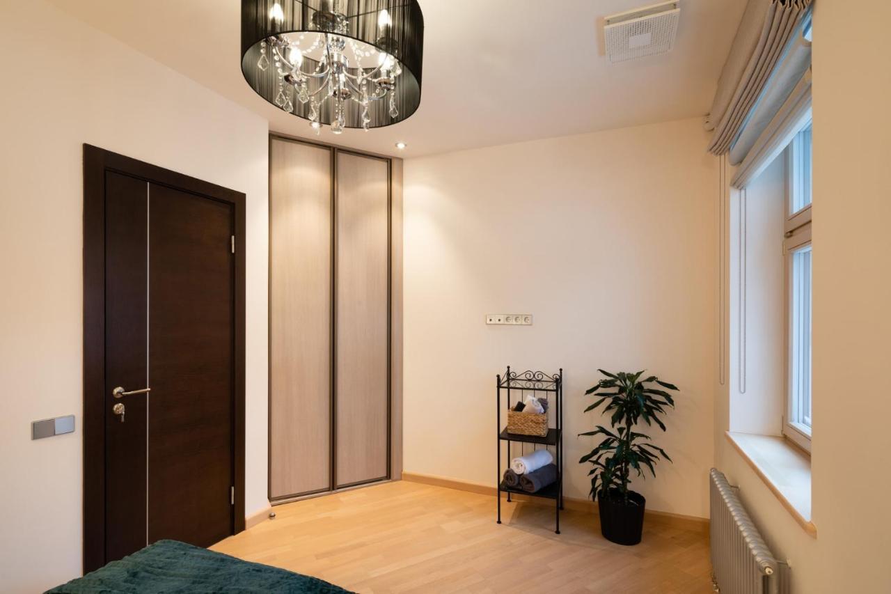 Old Riga Two Bedroom Apartment With 2 Bathrooms المظهر الخارجي الصورة