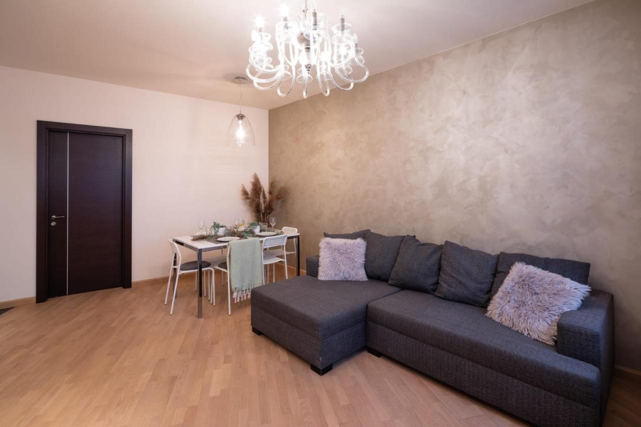 Old Riga Two Bedroom Apartment With 2 Bathrooms المظهر الخارجي الصورة